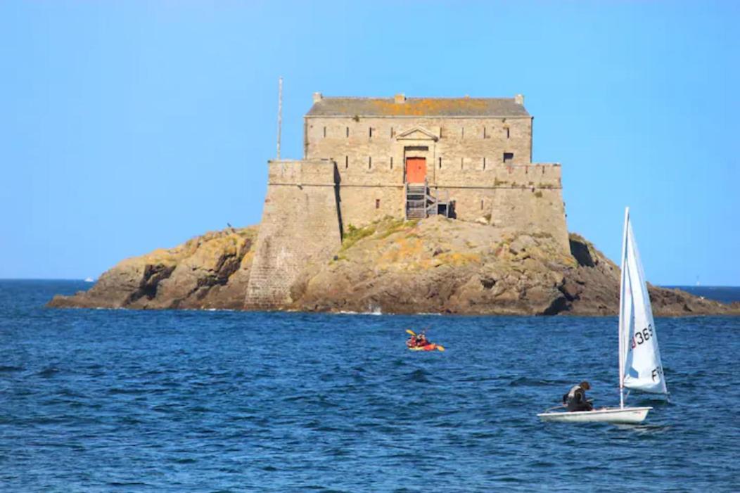 Rosa*Studio *Belle Vue Mer*Dinard* Екстериор снимка