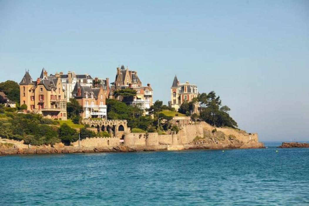 Rosa*Studio *Belle Vue Mer*Dinard* Екстериор снимка